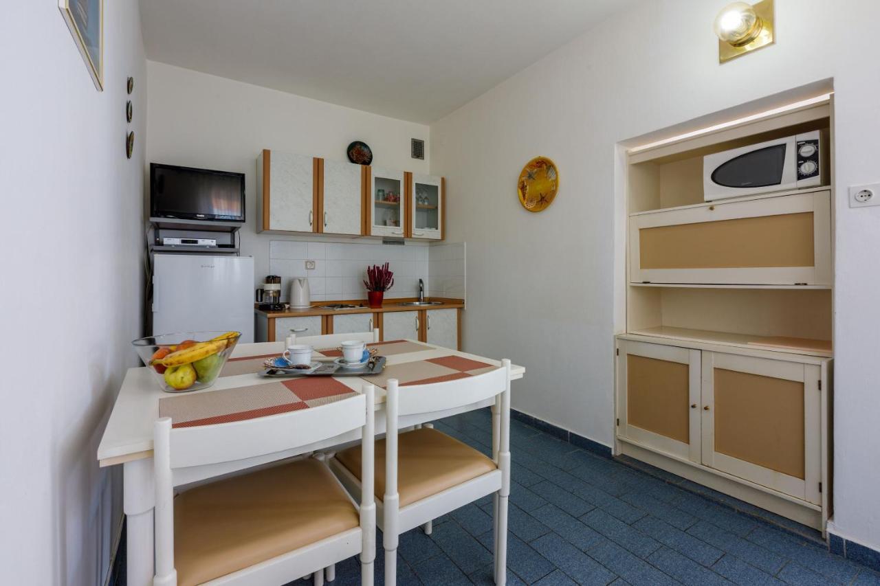 Apartments Danica Dramalj Luaran gambar