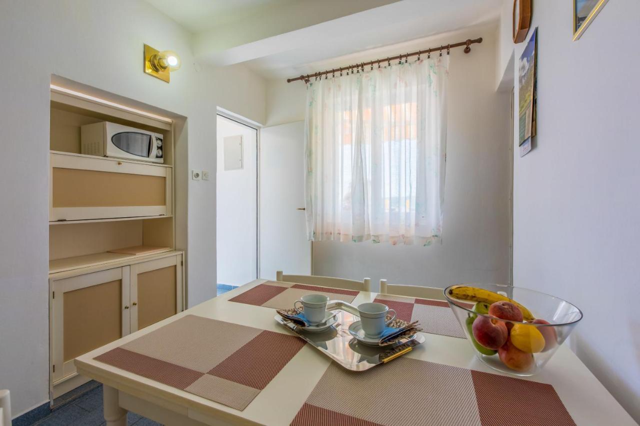 Apartments Danica Dramalj Luaran gambar