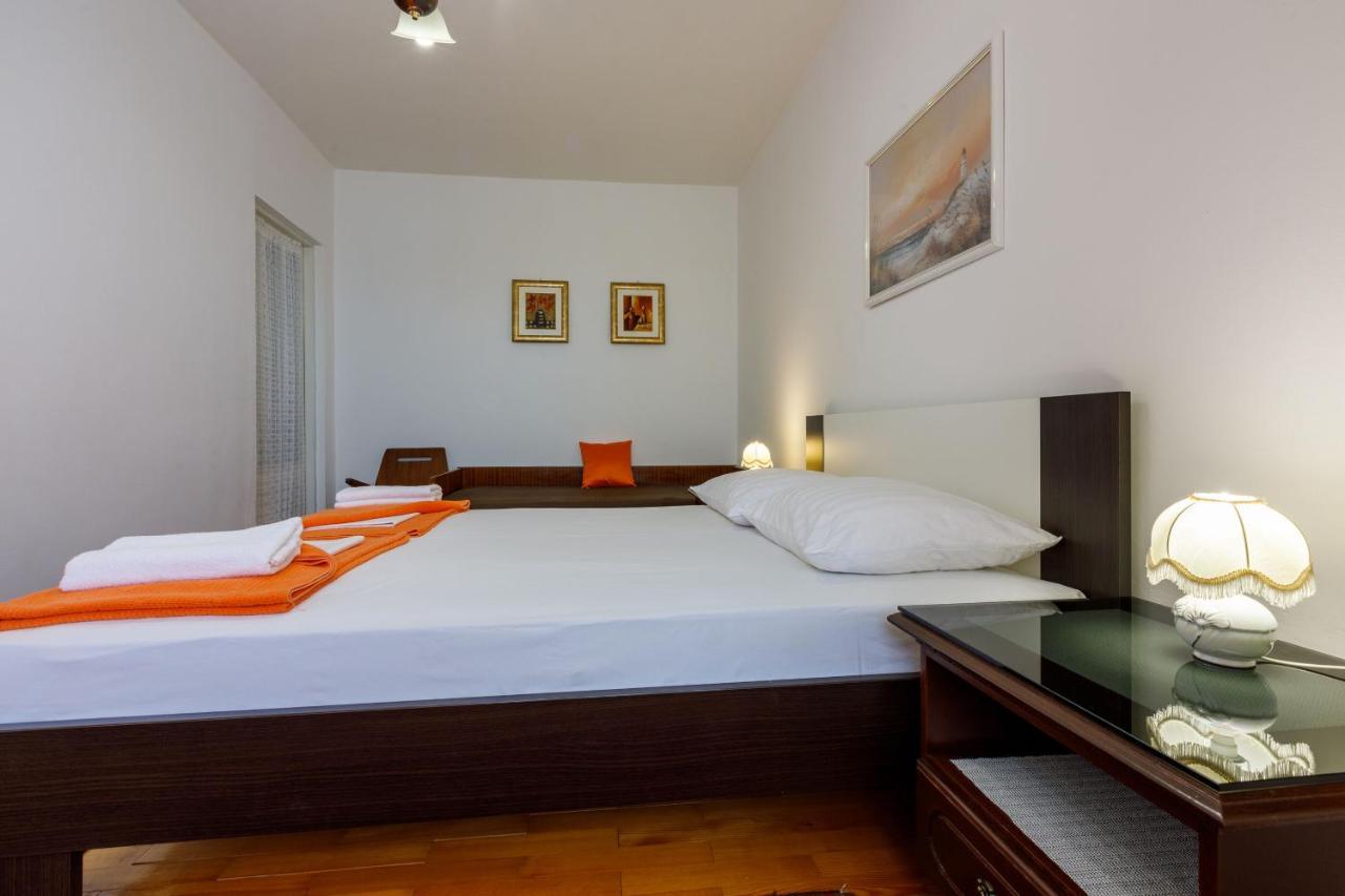 Apartments Danica Dramalj Luaran gambar